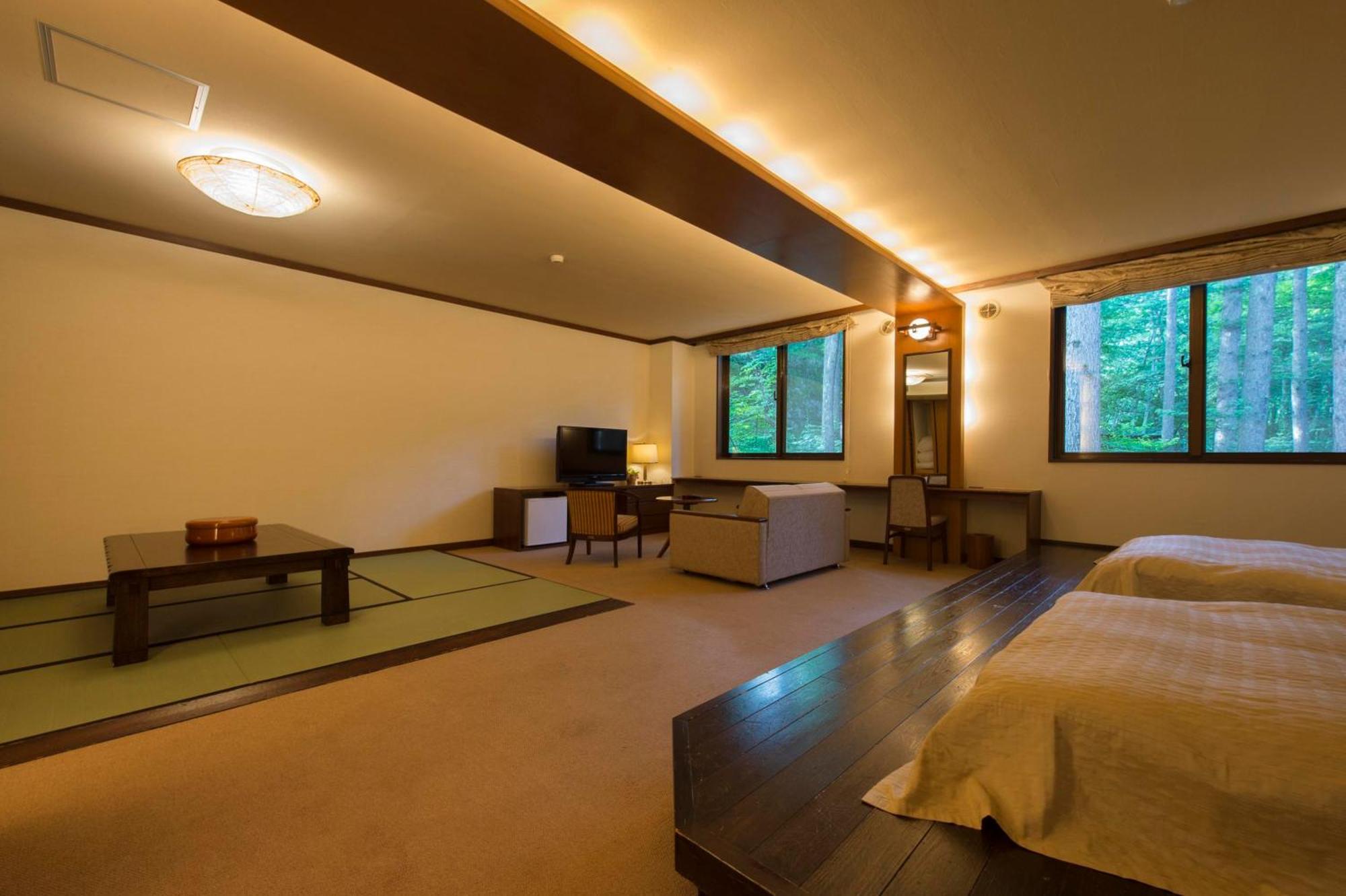 Izumigo Takayama Dog Paradise Hotel Экстерьер фото