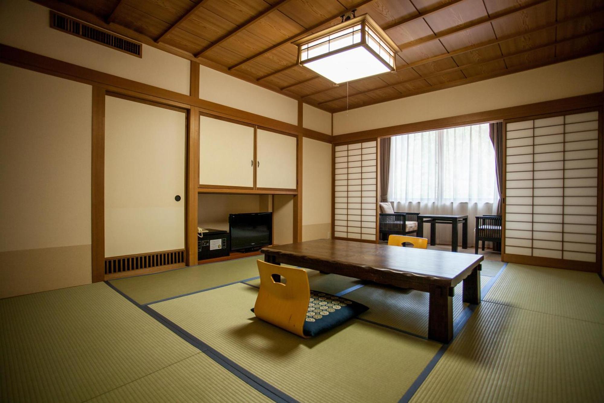Izumigo Takayama Dog Paradise Hotel Экстерьер фото