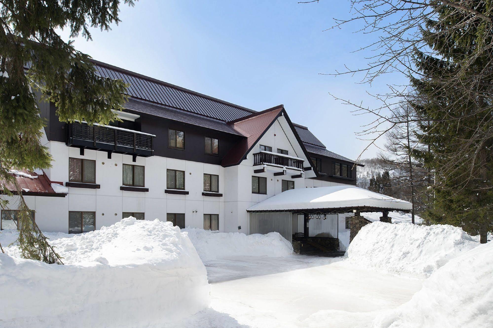 Izumigo Takayama Dog Paradise Hotel Экстерьер фото